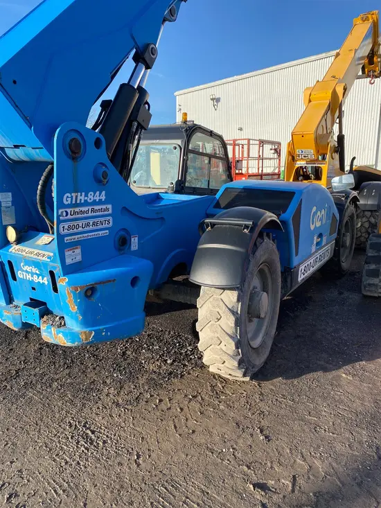 2016 Genie GTH-844 Forklift