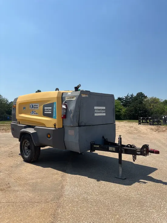 2017 Atlas Copco XAS440JD T4F Air Compressor