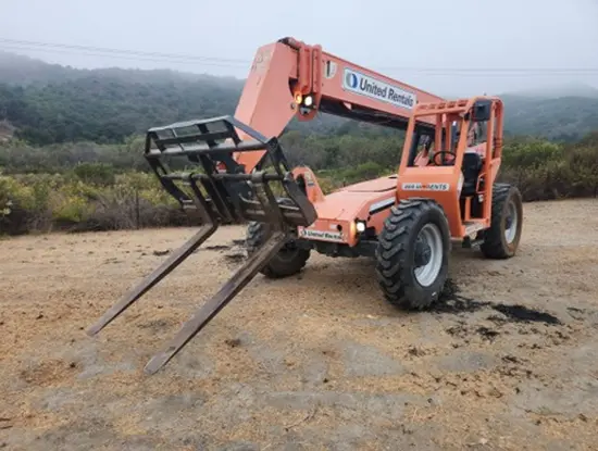 2014 SKYTRAK 6042 Forklift