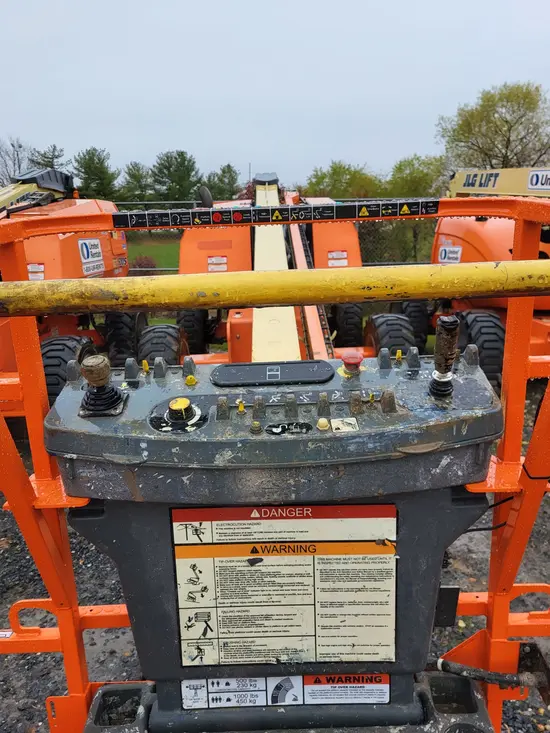 2017 JLG 600S Boom Lift