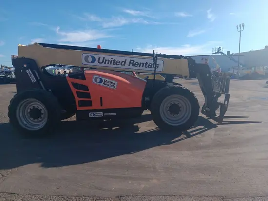 2016 JLG 642 Forklift