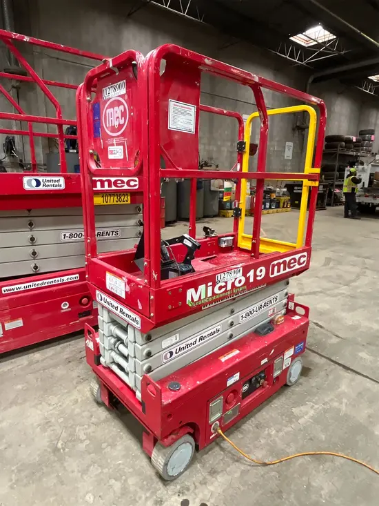 2021 MEC MICRO 19 Scissor Lift