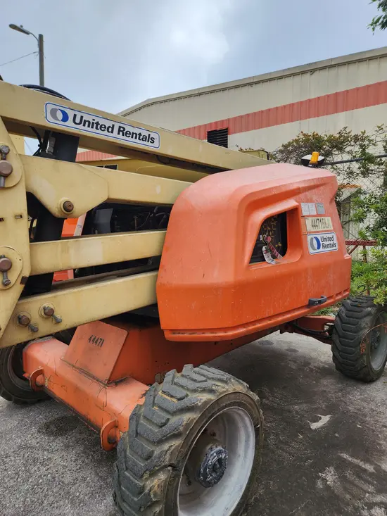 2017 JLG 450AJ Articulating Boom Lift