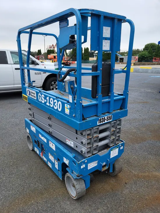 2017 Genie GS-1930 Scissor Lift