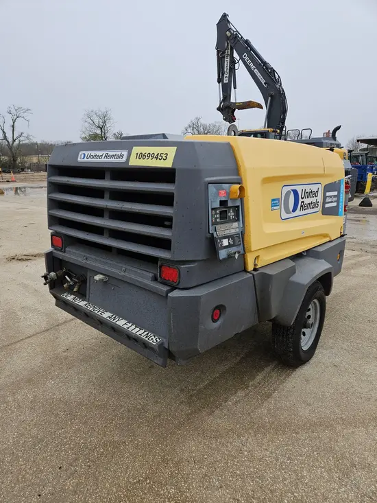 2017 Atlas Copco XAS440JD T4F Air Compressor