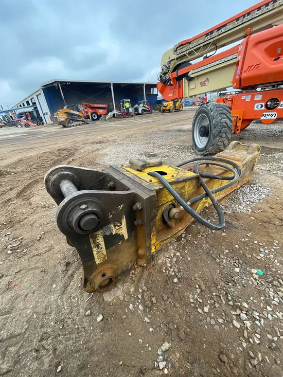 2014 Atlas Copco HB2500 Attachment