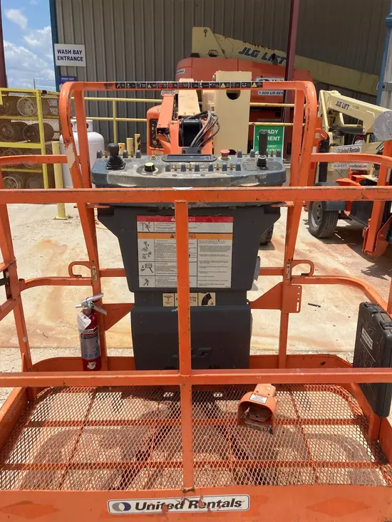 2016 JLG E450AJ Articulating Boom Lift