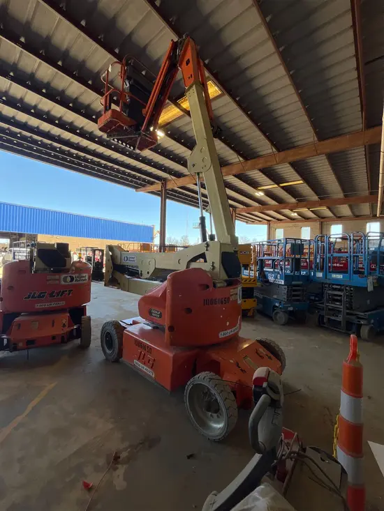 2012 JLG E400AJPN Articulating Boom Lift