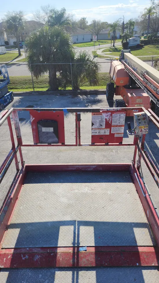 2016 MEC 6092RT Rough Terrain Scissor Lift
