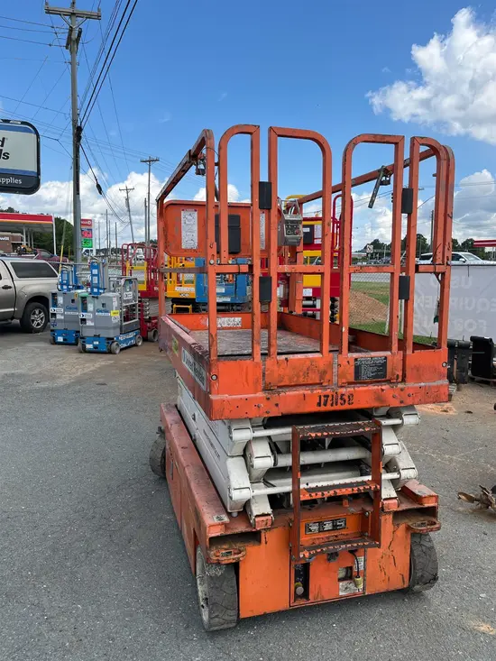2016 Snorkel S4726E Scissor Lift