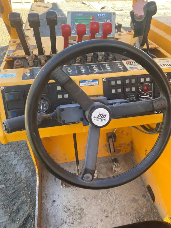 2012 Broderson IC-200-3G