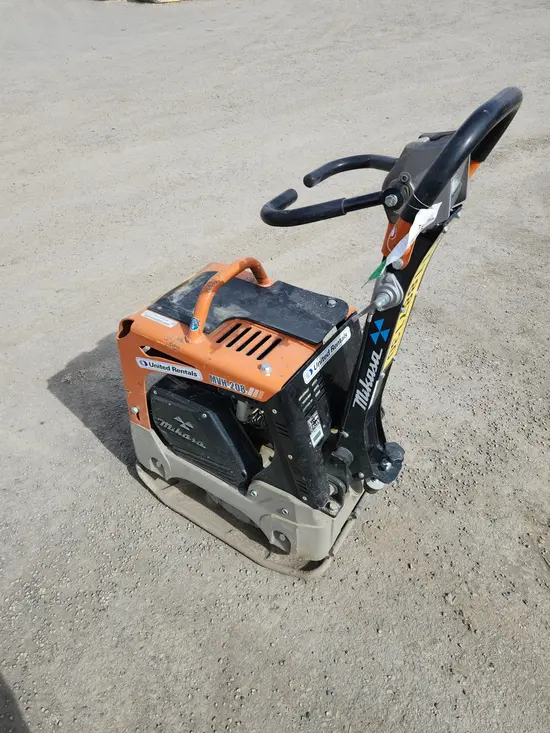 2024 Multiquip MVH208GH Vibratory Plate Compactor