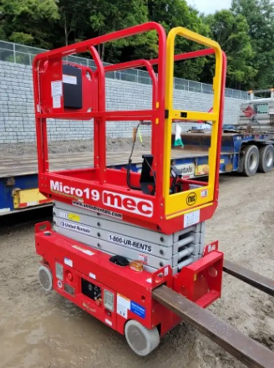 2021 MEC MICRO 19 Scissor Lift