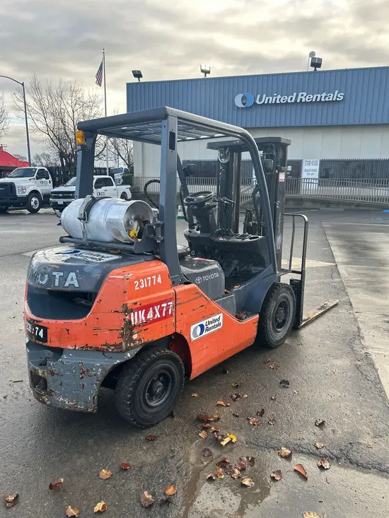 2019 Toyota 8FGU25 Warehouse Forklift