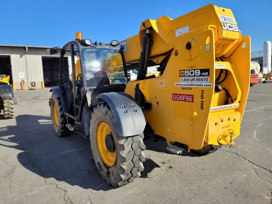 2017 JCB 509-42 Forklift
