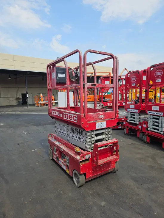 2017 MEC 1330SE Scissor Lift