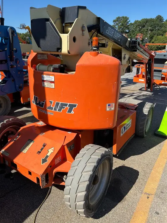 2016 JLG E450AJ Articulating Boom Lift