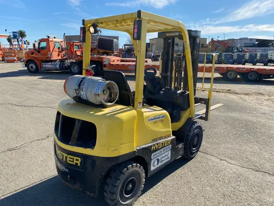 2017 HYSTER H50XT Warehouse Forklift