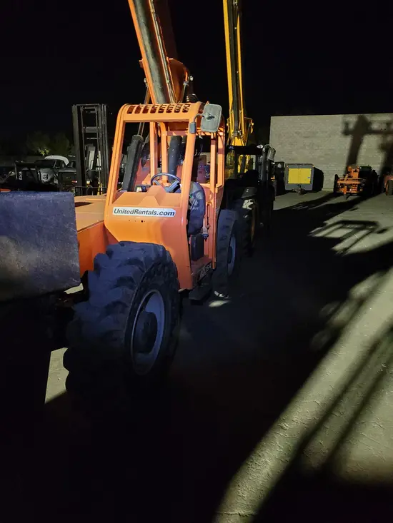 2017 SKYTRAK 10054 Forklift