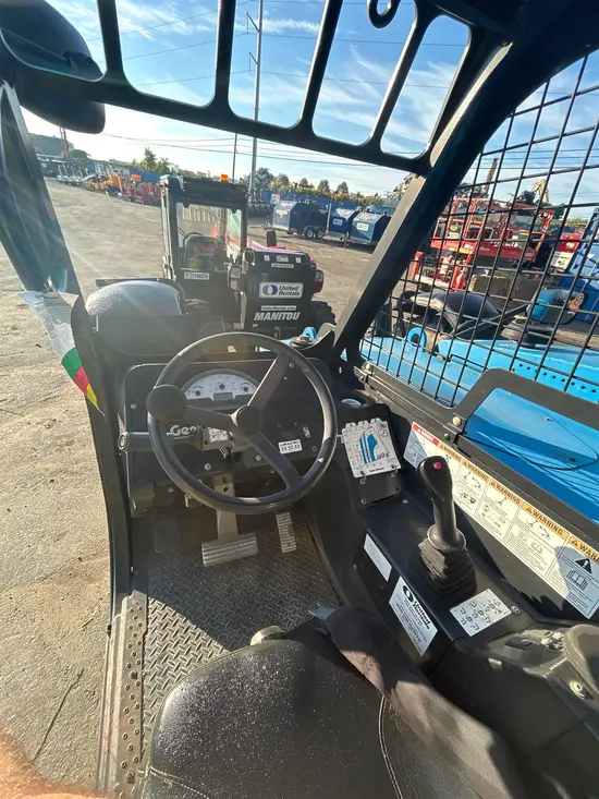 2016 Genie GTH-844D Forklift