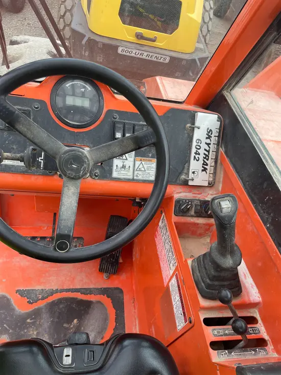 2017 SKYTRAK 6042 Forklift