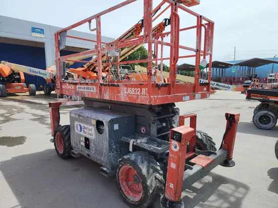 2016 Skyjack SJ6832RT Rough Terrain Scissor Lift