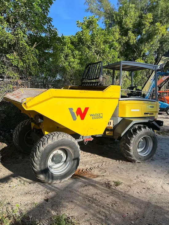 2021 Wacker Neuson DV100