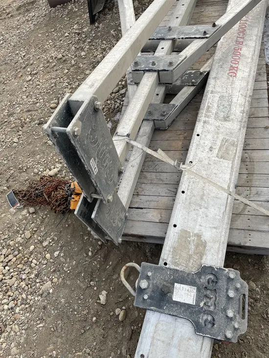 2018 EME 11000R-15 Crane
