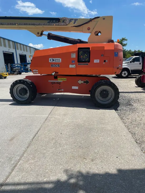 2017 JLG 800S Boom Lift