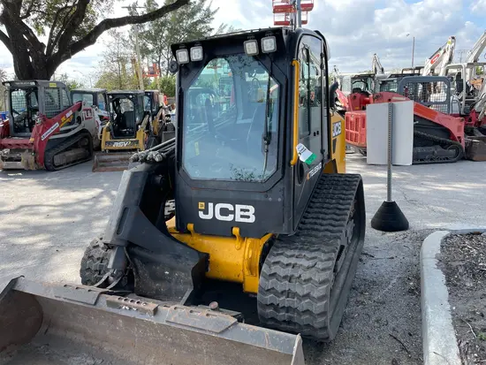 2022 JCB 3TS-8T Track Loader