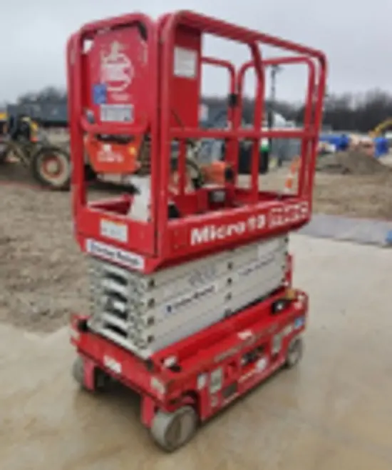 2017 MEC MICRO 19 Scissor Lift