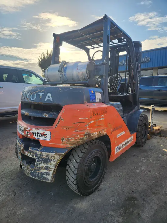 2018 Toyota 8FG35U Warehouse Forklift