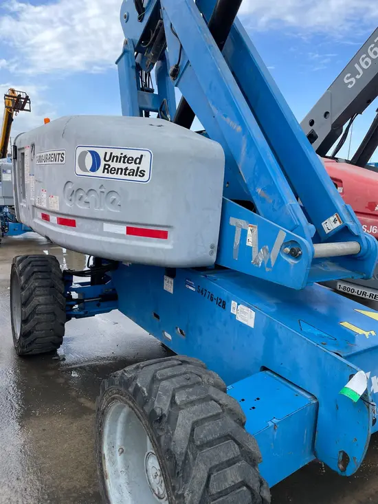 2012 Genie S-65 Boom Lift