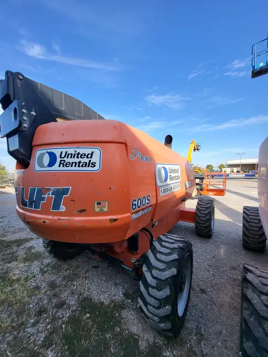2017 JLG 600S Boom Lift