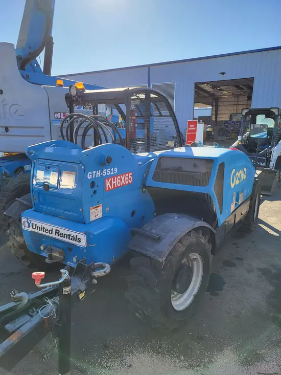 2017 Genie GTH-5519 Forklift