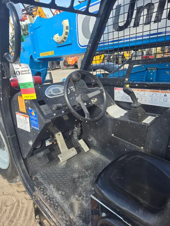 2016 Genie GTH-844 Forklift