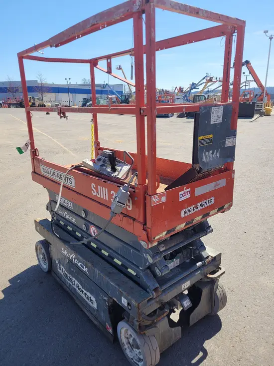 2017 Skyjack SJIII3219 Scissor Lift