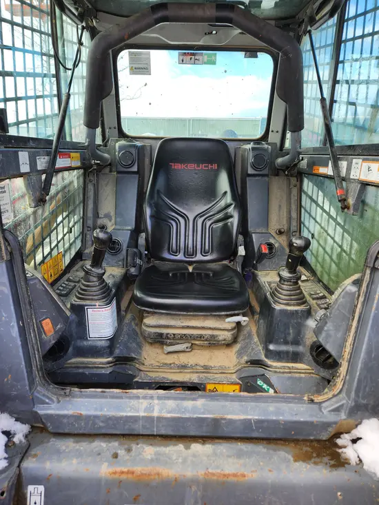 2022 Takeuchi TL12R2-CR Track Loader
