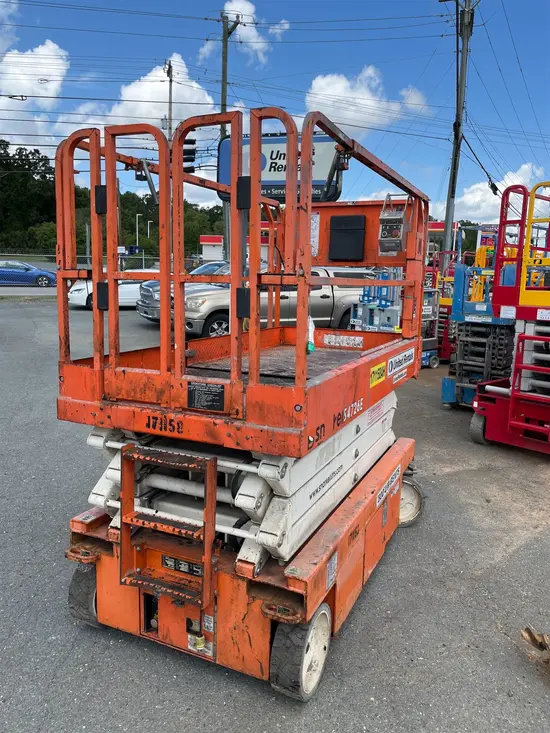 2016 Snorkel S4726E Scissor Lift