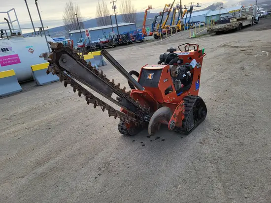 2018 Ditch Witch C24X Trencher
