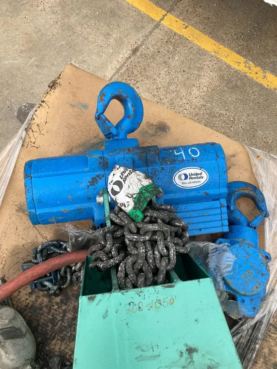 2011 JD NEUHAUS PROFI 3T/6T Hoist
