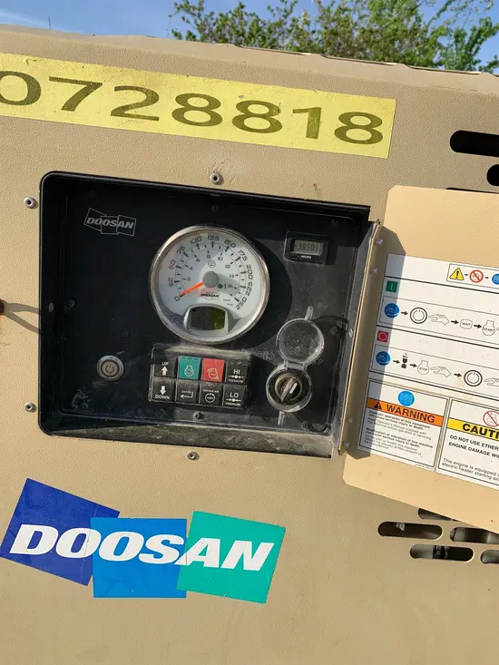 2018 Doosan P425/HP375WCUT4 Air Compressor