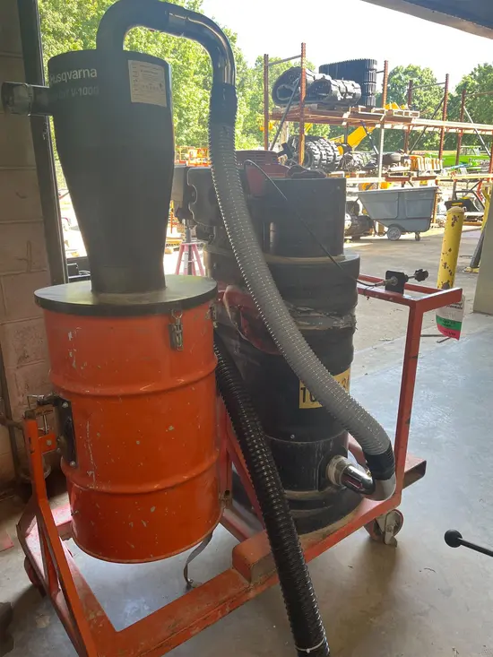 2018 Husqvarna SOFF-CUT 1000 Vacuum