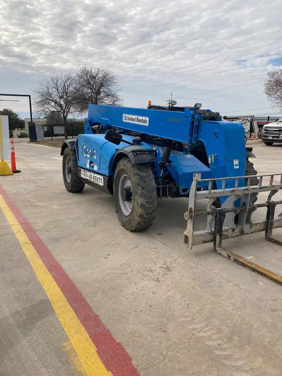 2015 Genie GTH-844 Forklift