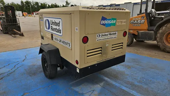 2018 Doosan P425/HP375WCUT4 Air Compressor