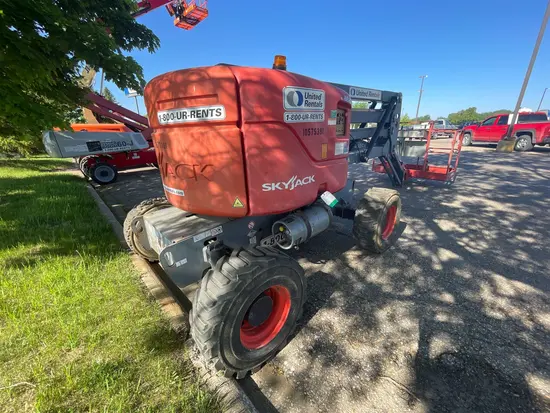 2017 Skyjack SJ46AJ Articulating Boom Lift