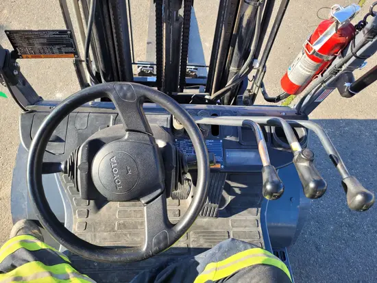2019 Toyota 8FGU25 Warehouse Forklift