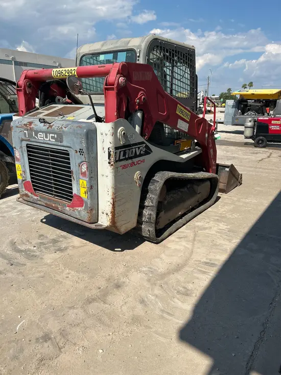 2019 Takeuchi TL10V2-CR Track Loader