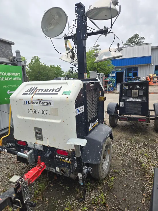 2017 Allmand NIGHT-LITE PRO Portable Light Tower