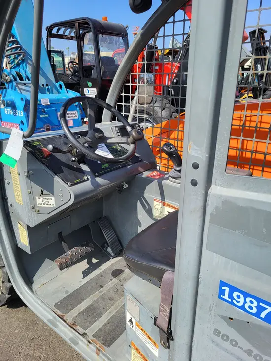 2017 XTREME XR5919 Forklift